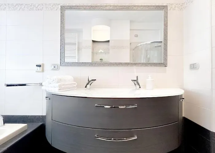 Elegante - Aeroporto - Porto - Wifi - Casa Gelsomino Apartament Genua